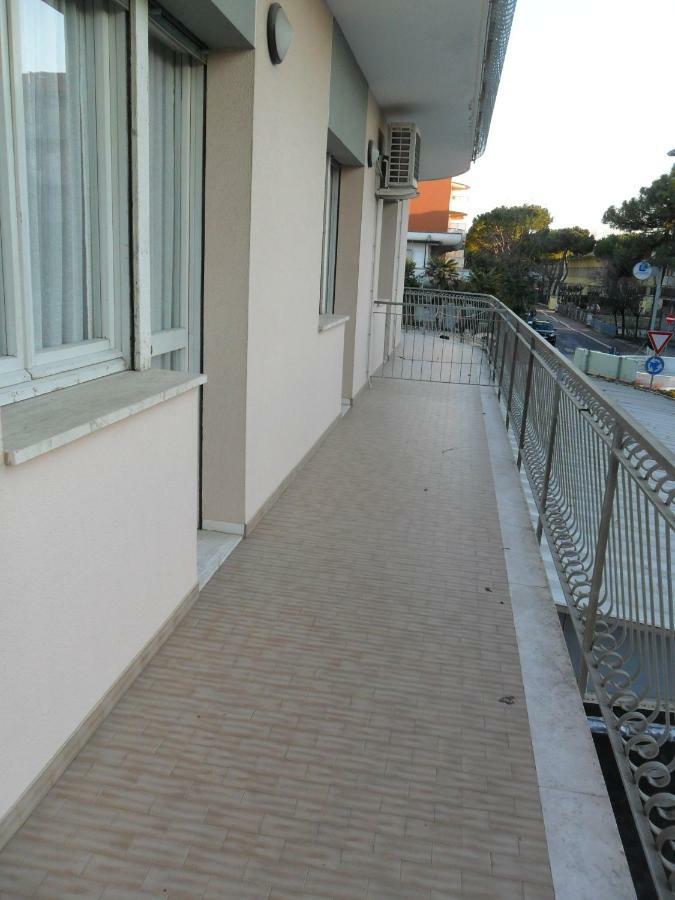 Vacanzemarecervia Appartamenti Terzo Piano Exterior foto